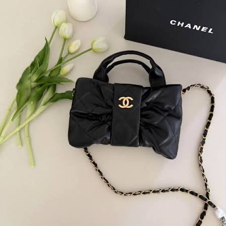 Chanel - 25K Bow