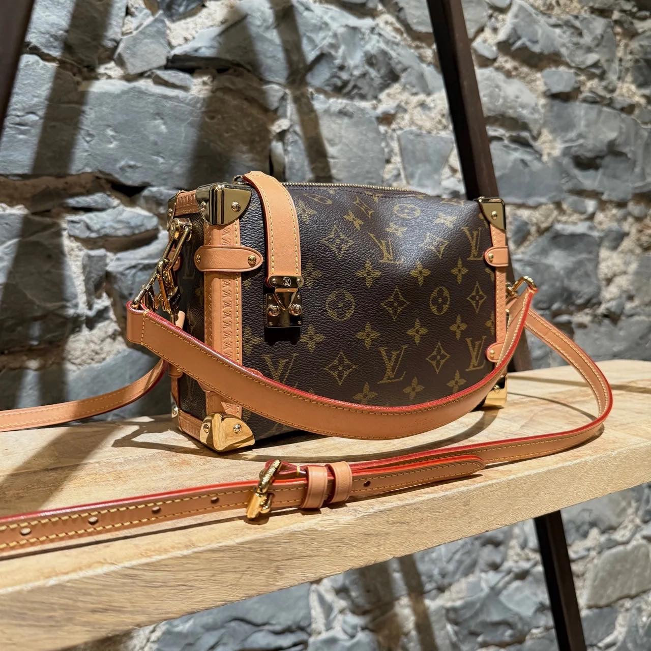 Louis Vuitton - Side Trunk MM Monogram