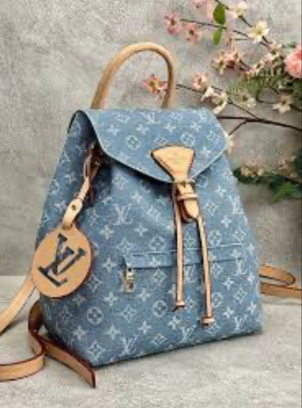 Louis Vuitton - Back Pack Montsouris Denim Vachetta